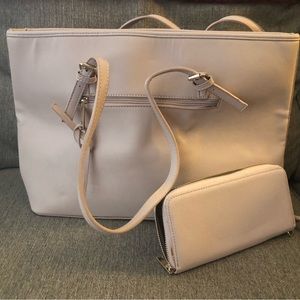 👜BRAND NEW Soft Pink Purse